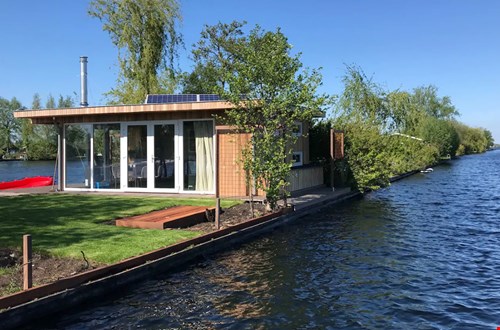 10x slapen aan het water in eigen land